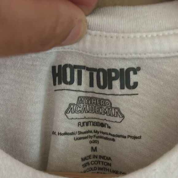 Hot‎ Topic Anime white tank top Crop Top medium - Picture 6 of 6